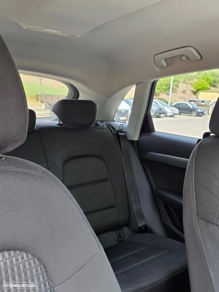 Audi Q3 2.0 TDI quattro Design S tronic - 7