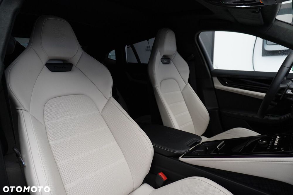 Porsche Panamera - 31