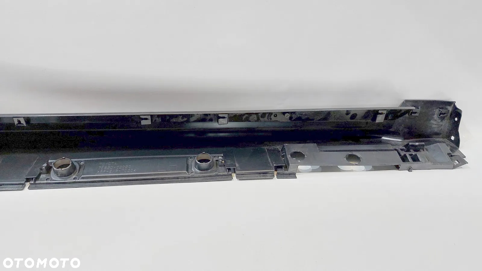 LISTWA PROGOWA LEWA TOYOTA COROLLA E21 KOMBI 75860-02220 - 9