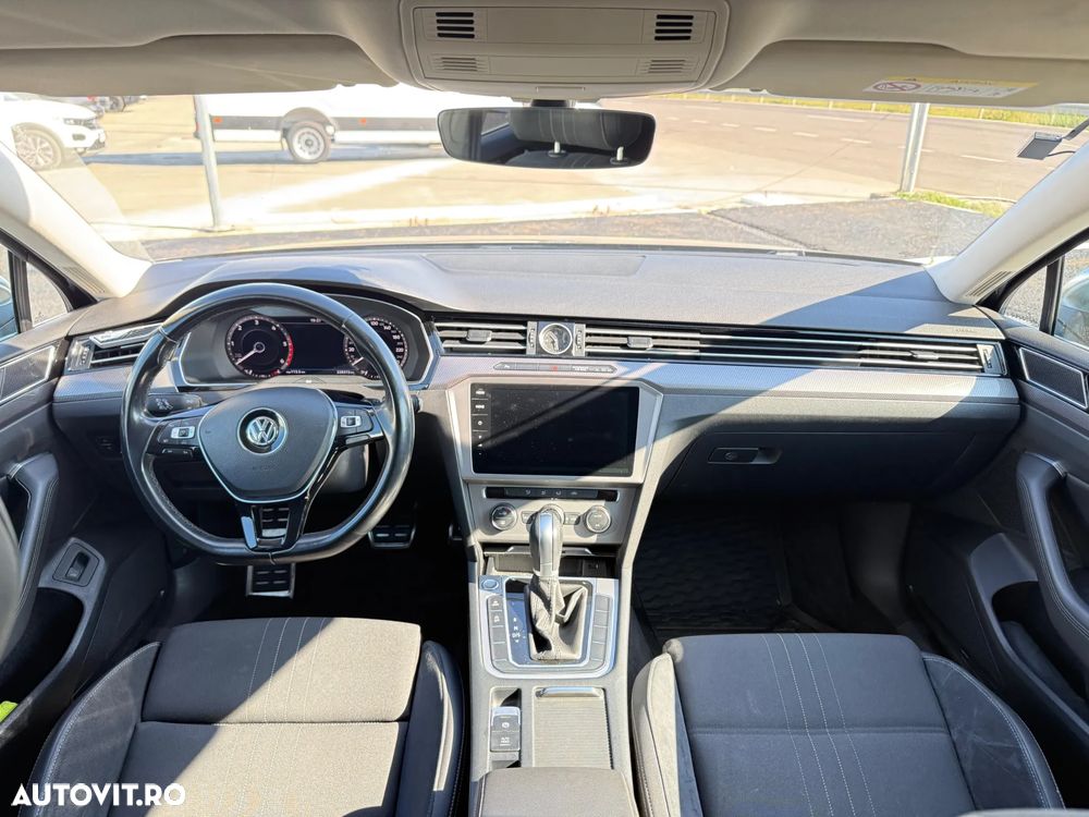 VOLKSWAGEN Passat 2018 — imagine 13