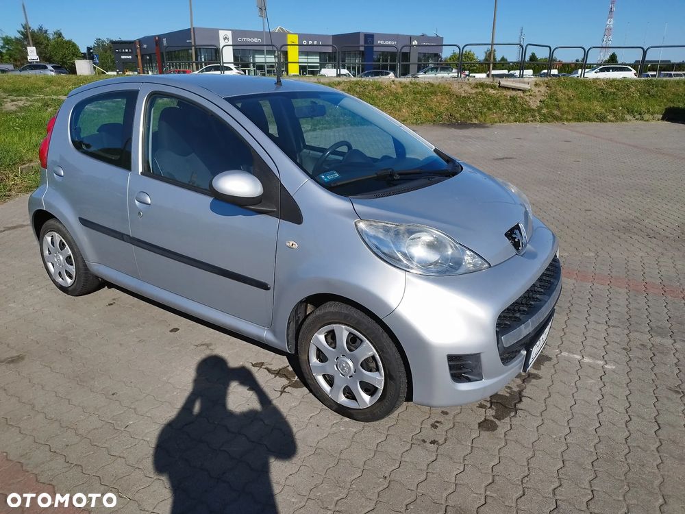 Peugeot 107 70 2-Tronic Filou - 4