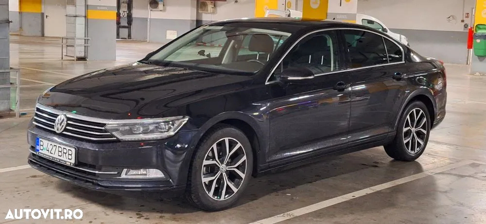 Volkswagen Passat 2.0 TDI DSG Comfortline - 10