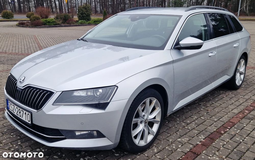 Skoda Superb 2.0 TDI Ambition DSG - 1