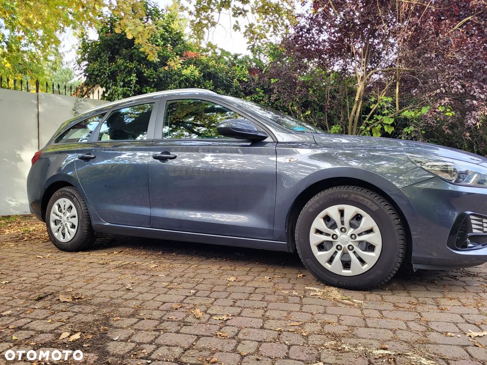 Hyundai i30 1.6 D Classic + DCT - 5