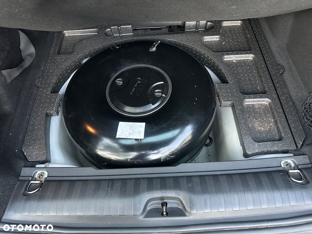 Peugeot 2008 82 VTI Active - 14