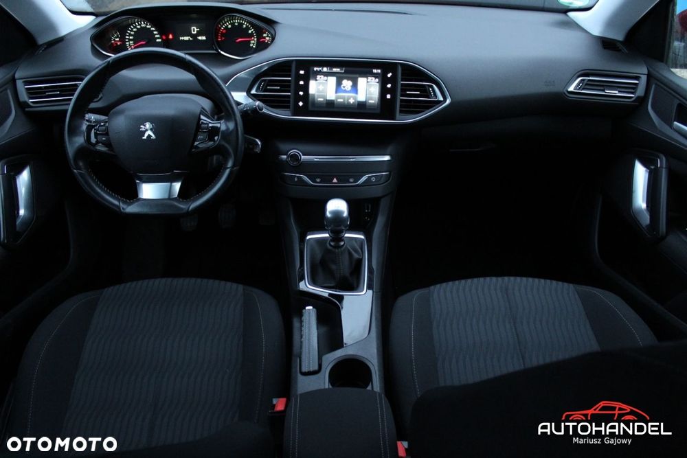 Peugeot 308 - 10