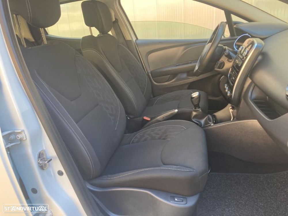 Renault Clio Energy dCi 90 Start & Stop LIMITED 2018 - 29