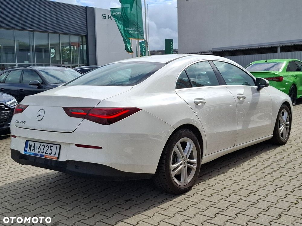 Mercedes-Benz CLA - 4