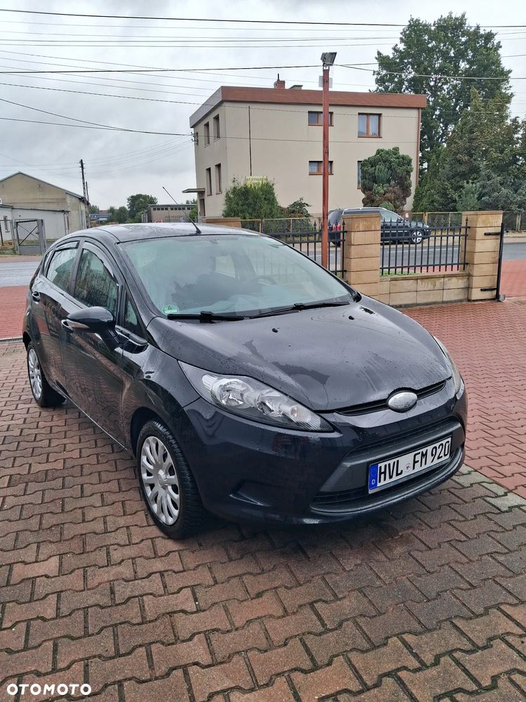 Ford Fiesta - 2