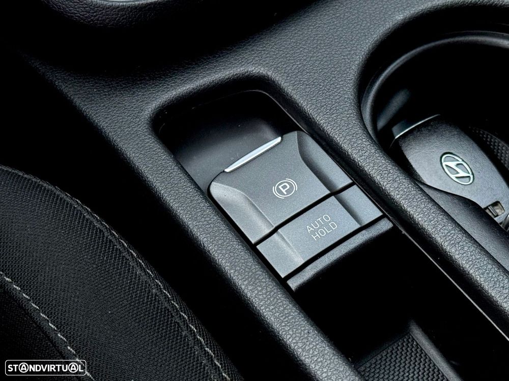 Hyundai Kauai 1.6 GDi HEV Premium - 18