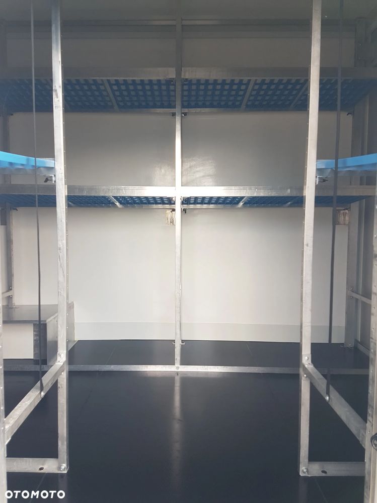 Iveco DAILY KONTENER NISKOPODŁOGOWY 4,43x2,23x2,42 SKLEP FOODTRUCK BAR KLIMA KONIOWÓZ KAMPER - 31