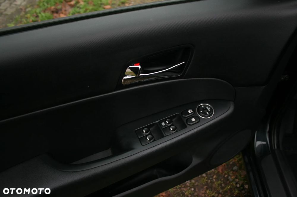 Hyundai i30 1.4 Blue Comfort - 12