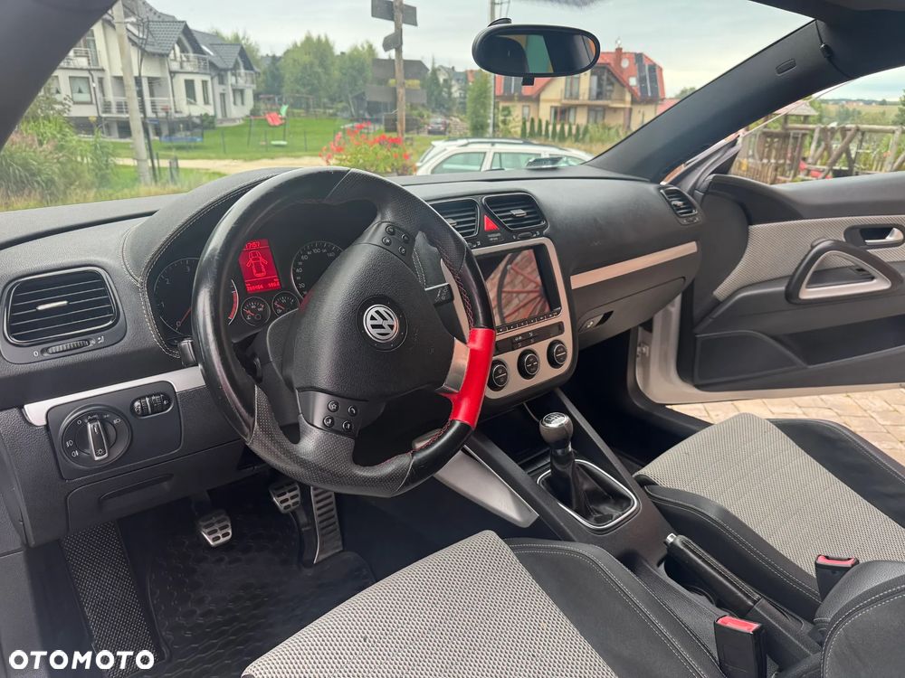 Volkswagen Scirocco 2.0 TDI - 2