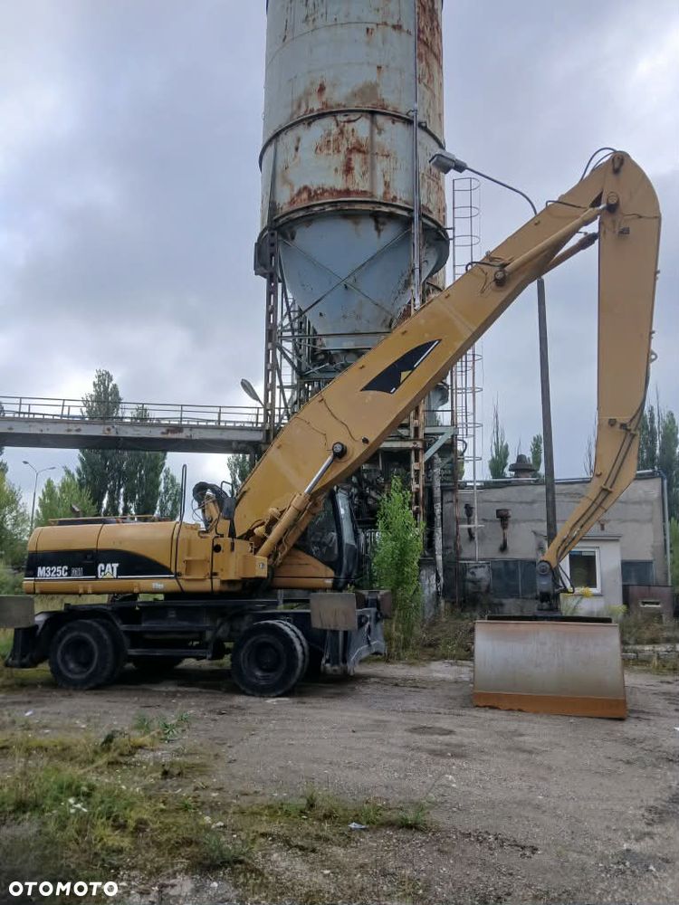 Caterpillar M325C - 1