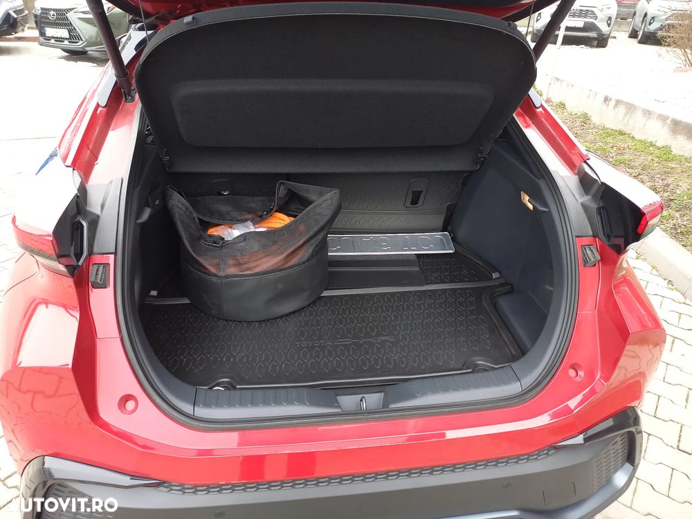 Toyota C-HR 2.0 PHEV 223 CP 4x2 CVT Exclusive - 11