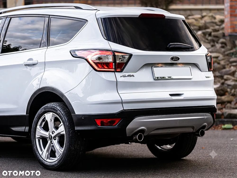 Ford Kuga 1.5 EcoBoost 4x4 Titanium - 35