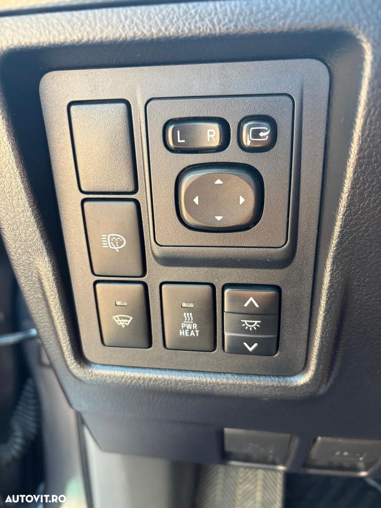 Toyota Land Cruiser 3.0l Turbo D-4D Aut. AVS 7 Locuri Luxury - 10