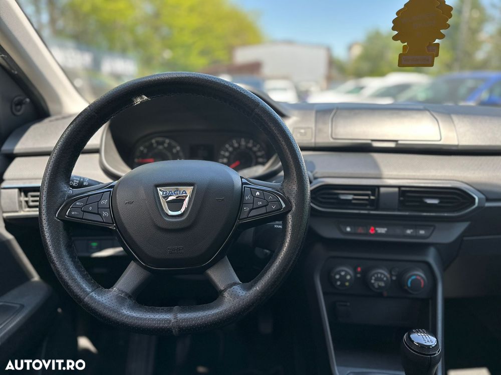 Dacia Logan - 11