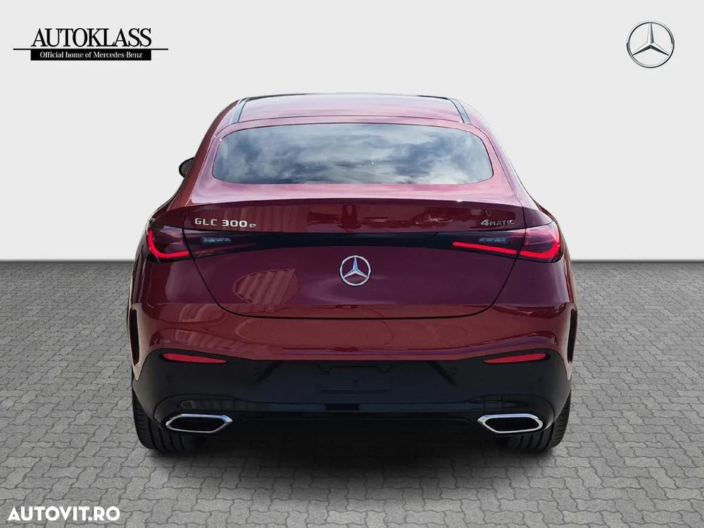 Mercedes-Benz GLC 300 e 4MATIC - 4