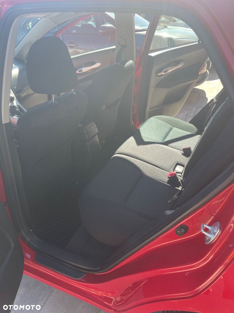 Toyota Auris 1.6 Sol - 10