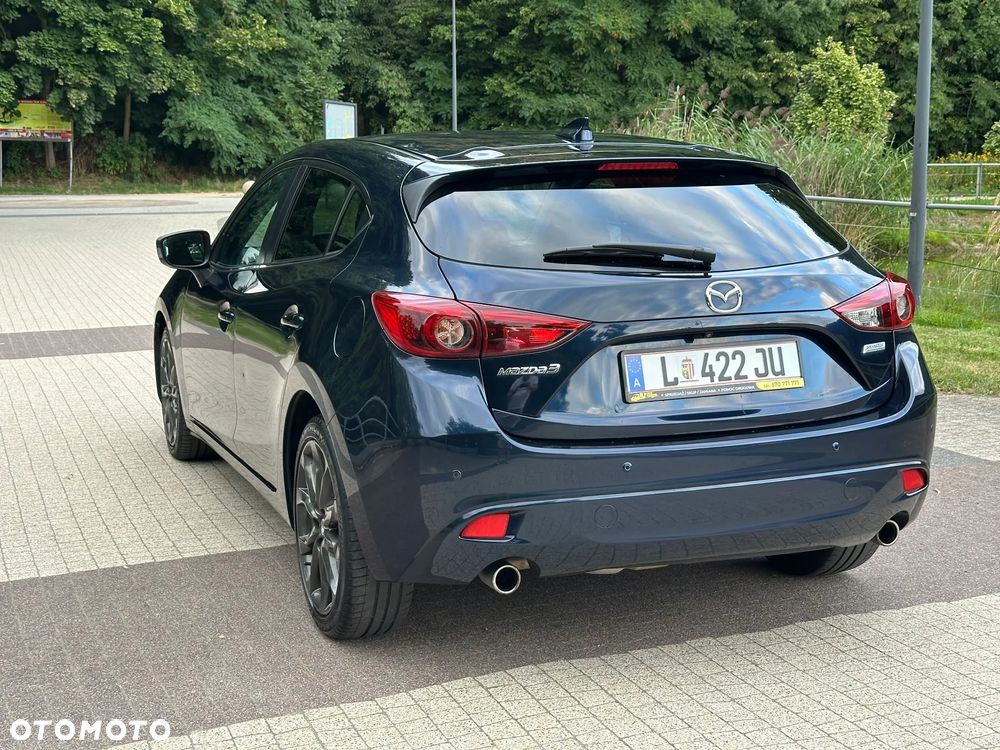 Mazda 3 - 4