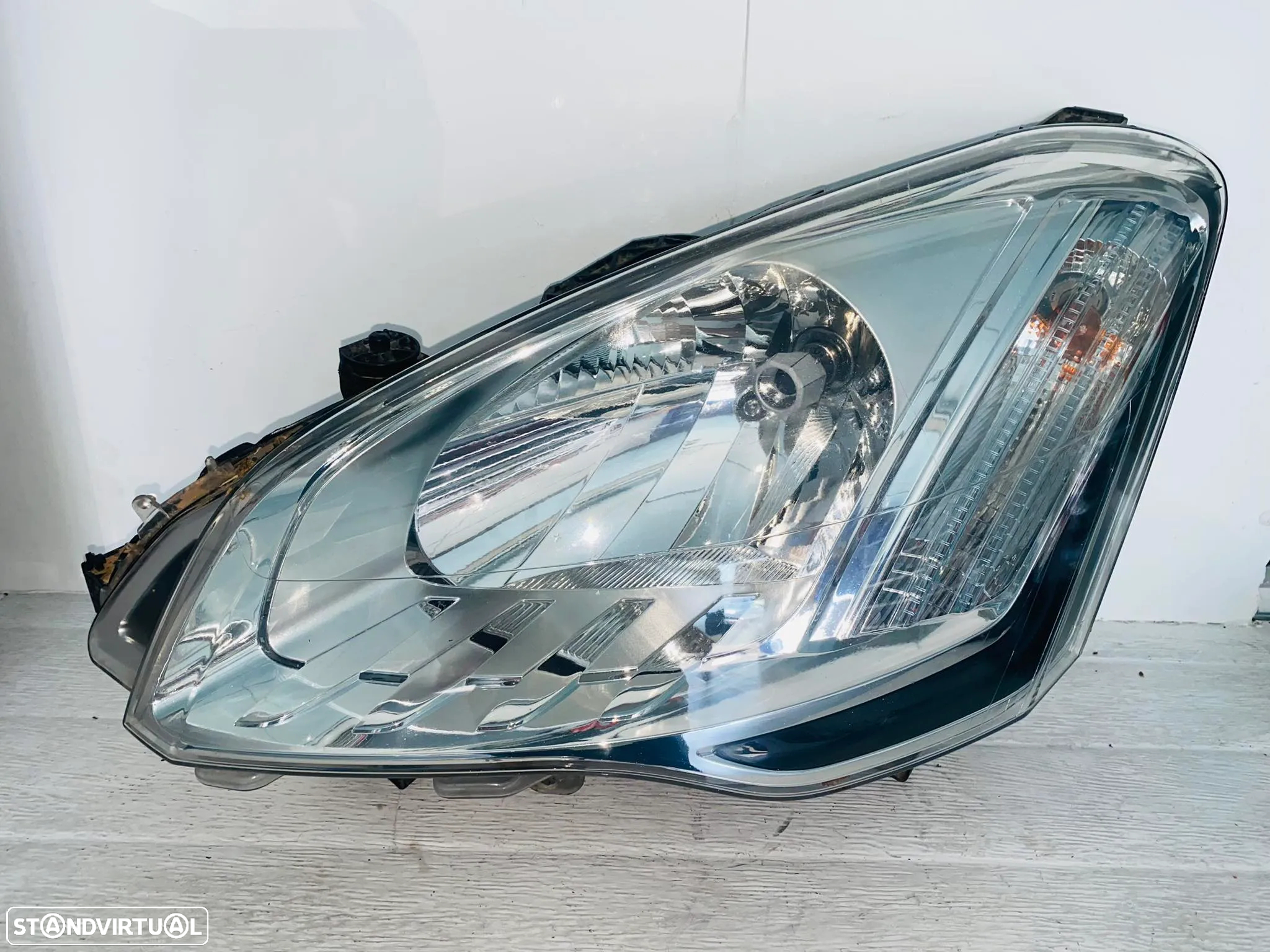 Farol Esquerdo Citroen Berlingo - 2012 / 2015 - F1417 - 2
