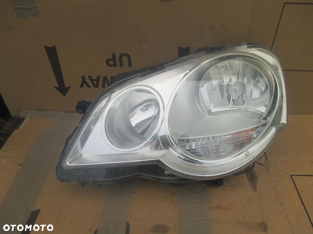 Lampa VW Polo 4 Valeo Europa - 2