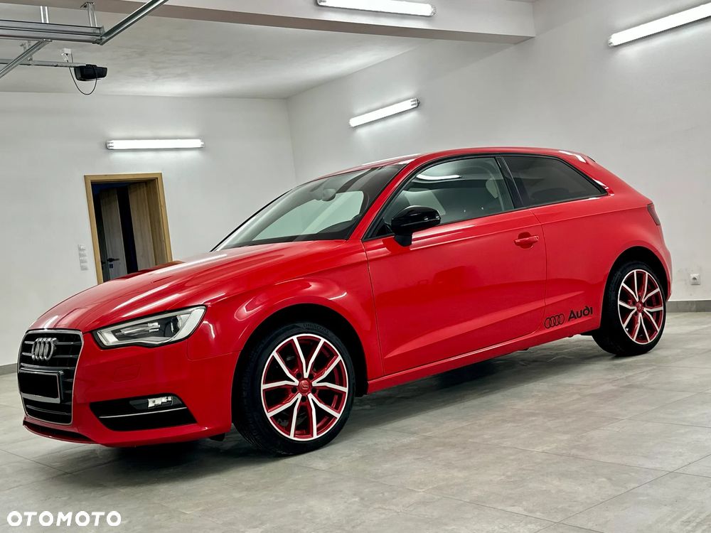 Audi A3 Sportback 1.6 TDI S line Sportpaket - 5