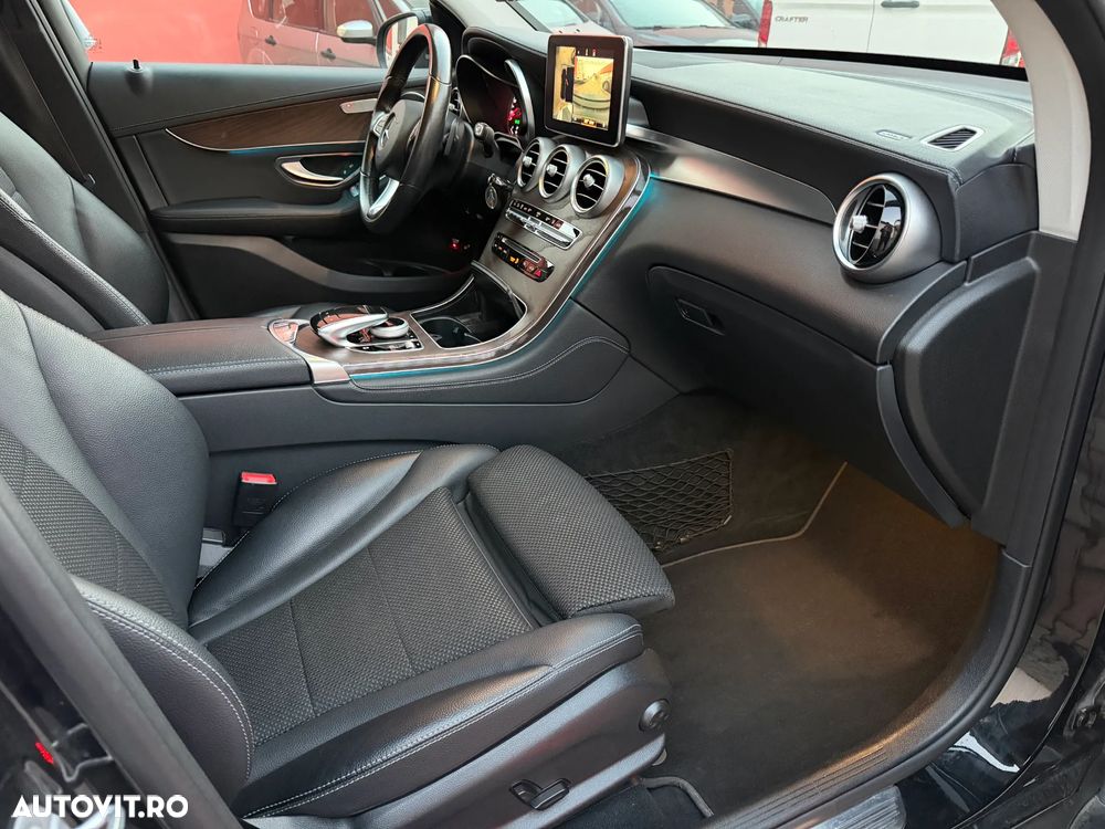 Mercedes-Benz GLC 250 d 4Matic 9G-TRONIC Exclusive - 26