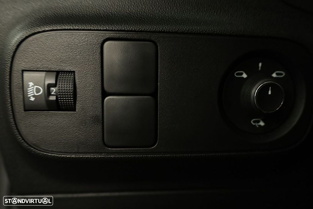 Citroën C3 1.2 PureTech Plus - 19