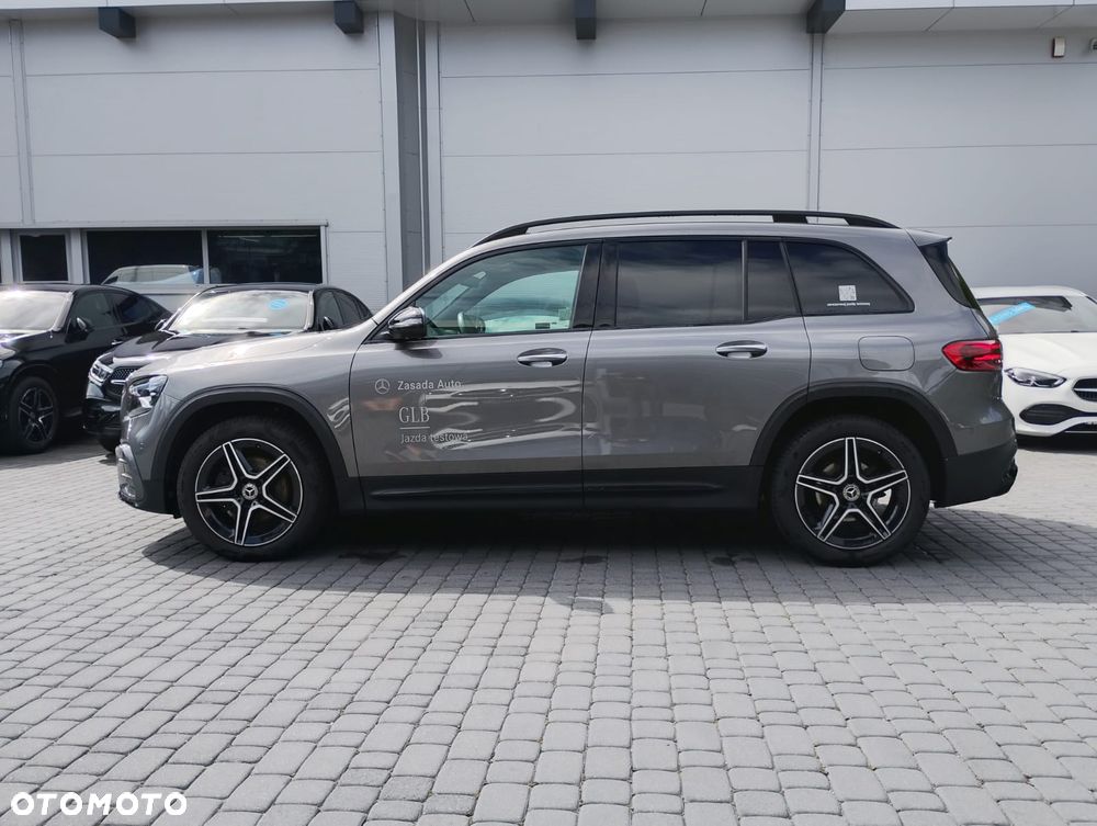 Mercedes-Benz GLB 200 mHEV AMG Line 7G-DCT - 2