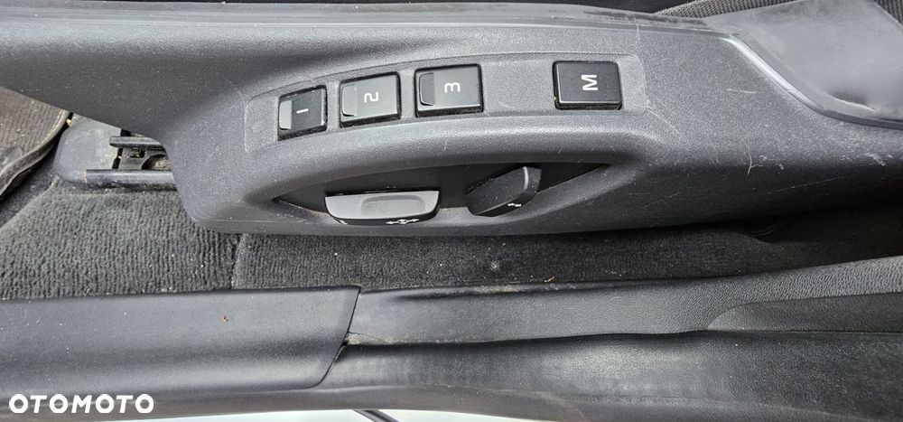 Volvo XC 60 - 35