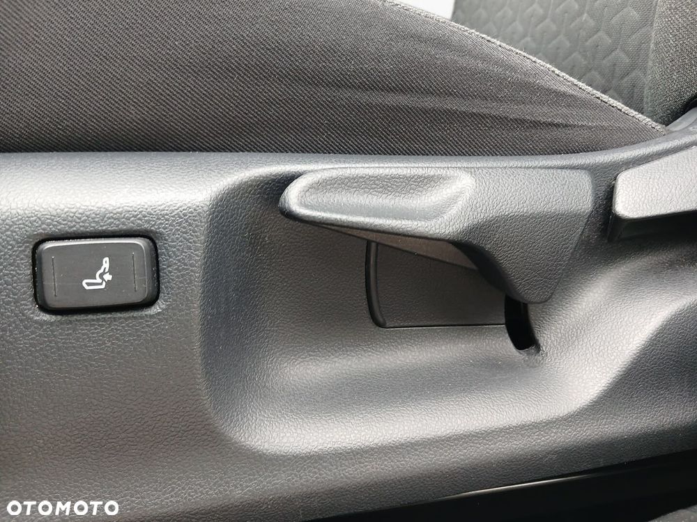 Toyota Yaris Cross - 13
