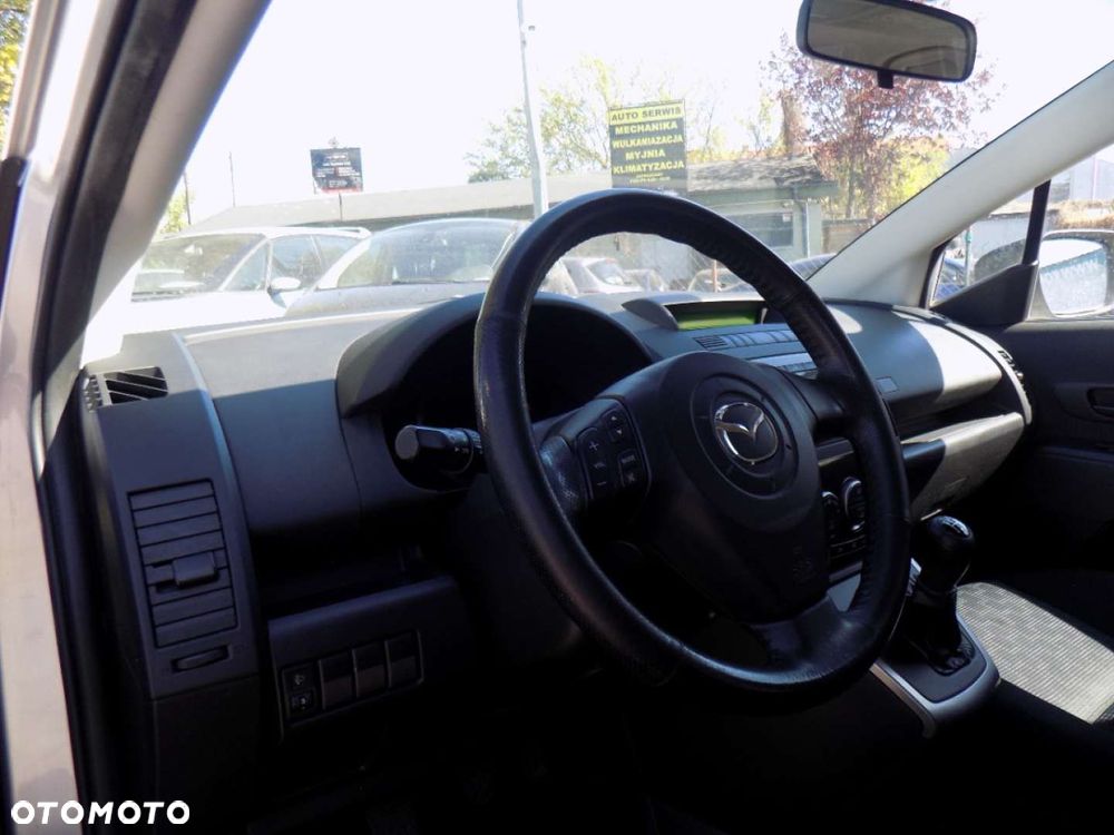 Mazda 5 - 5