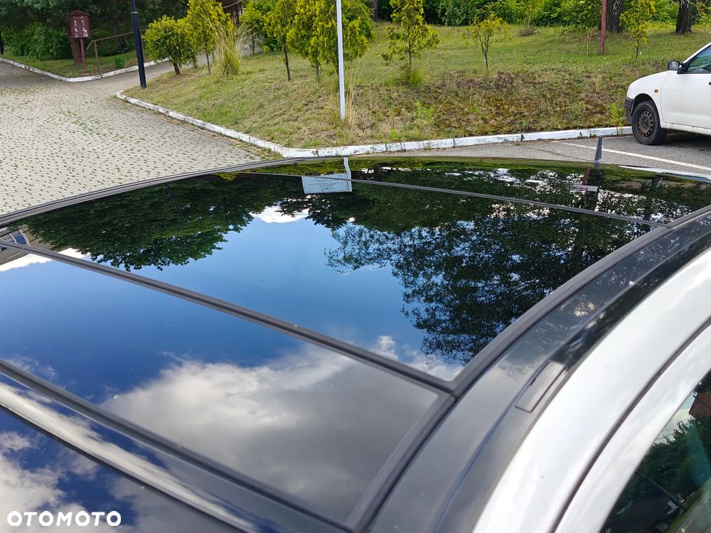Mercedes-Benz Klasa E 320 Avantgarde - 9