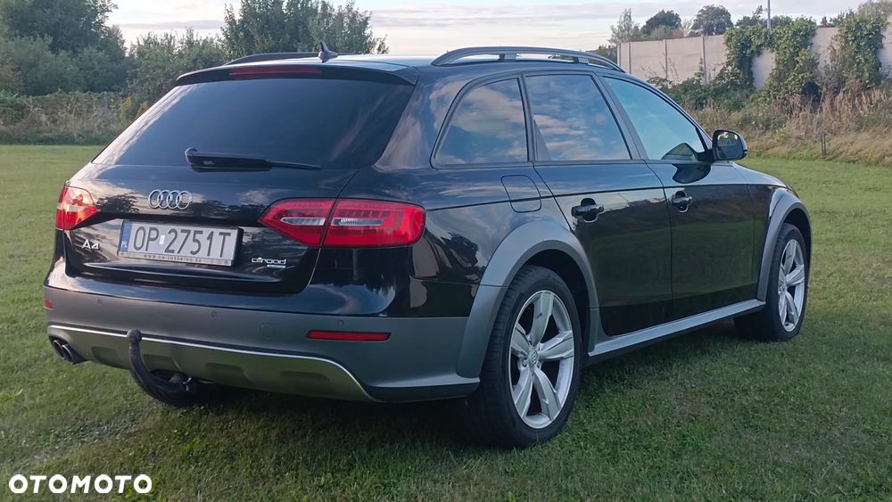 Audi A4 Allroad 2.0 TDI Quattro S tronic - 12
