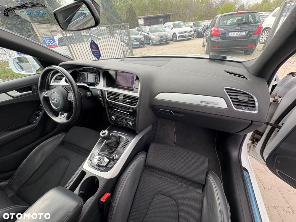 Audi A4 Limousine 2.0 TDI DPF quattro S line Sportpaket (plus) - 29