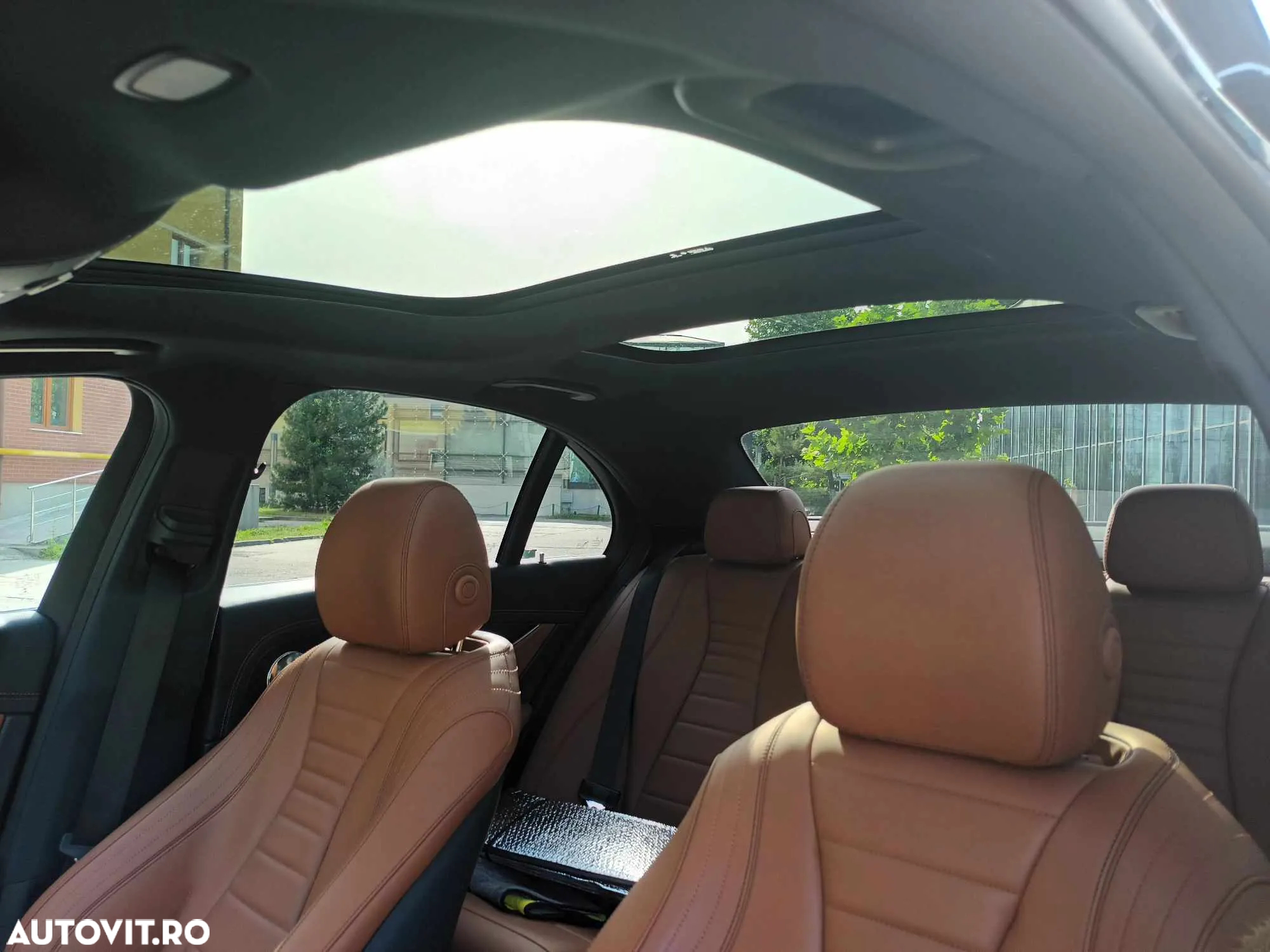 Mercedes-Benz E 220 d 9G-TRONIC AMG Line - 17