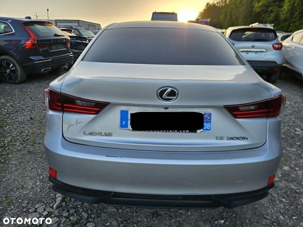Lexus IS 300h Prestige EU6 - 4
