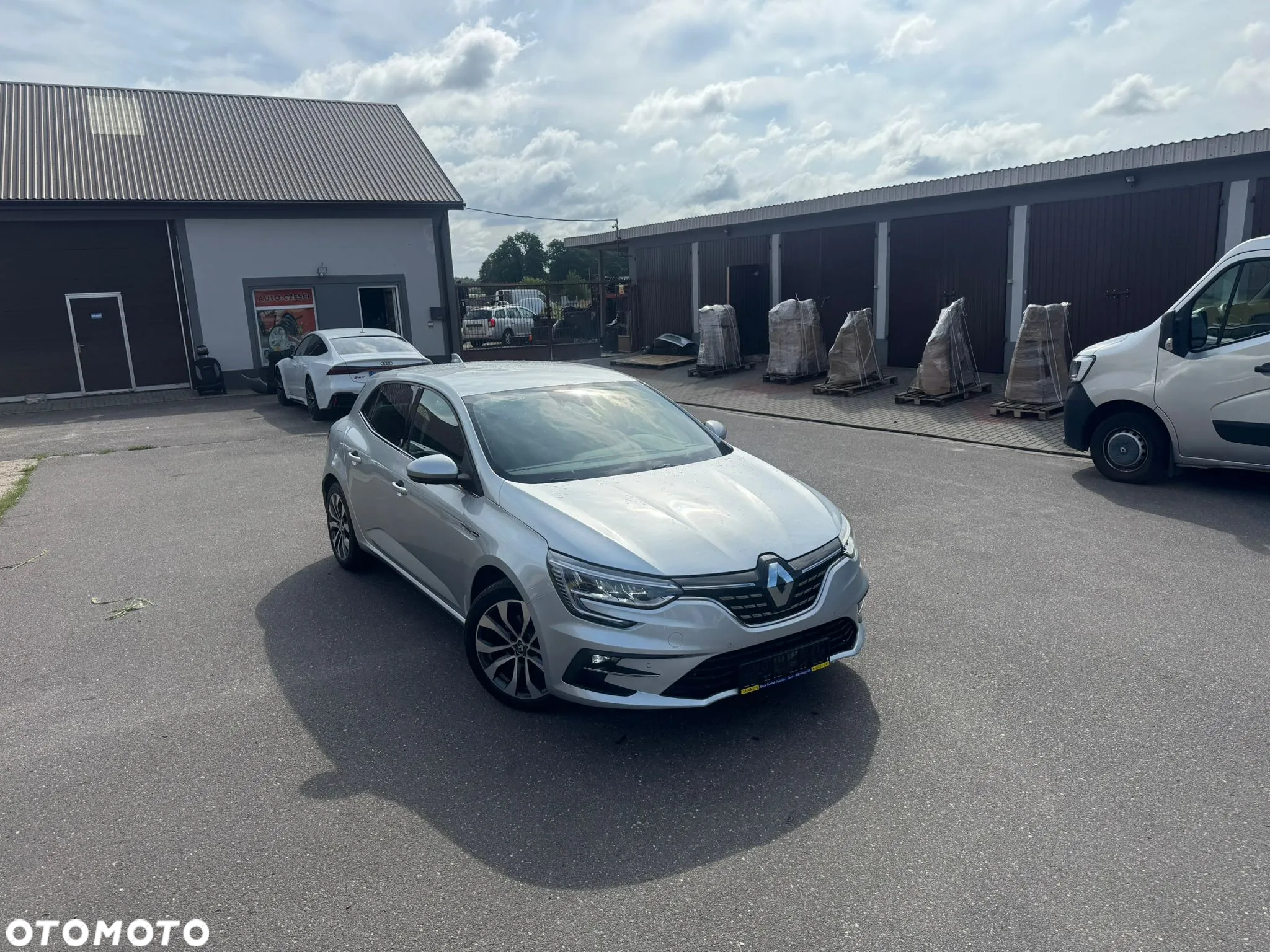 Renault Megane 1.5 Blue dCi Techno - 4