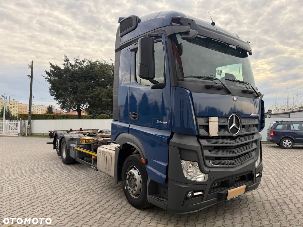 Mercedes-Benz ACTROS - 2