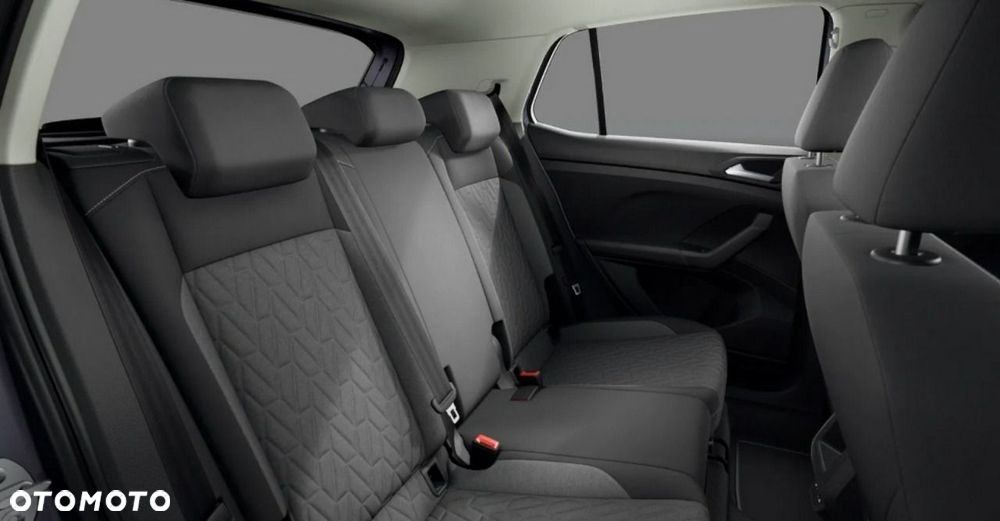 Volkswagen T-Cross - 13