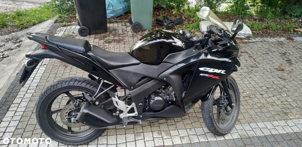 Honda CBR - 1