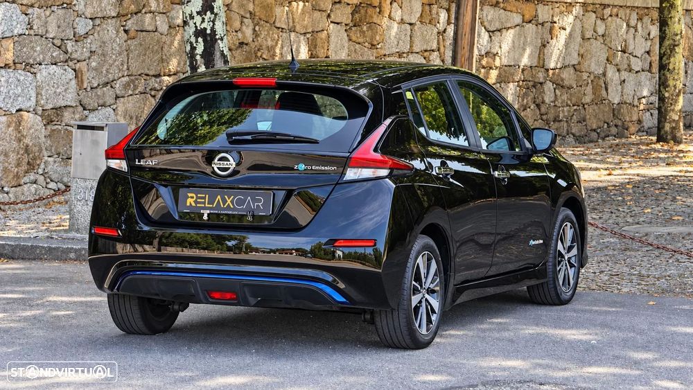 Nissan Leaf N-Connecta - 10