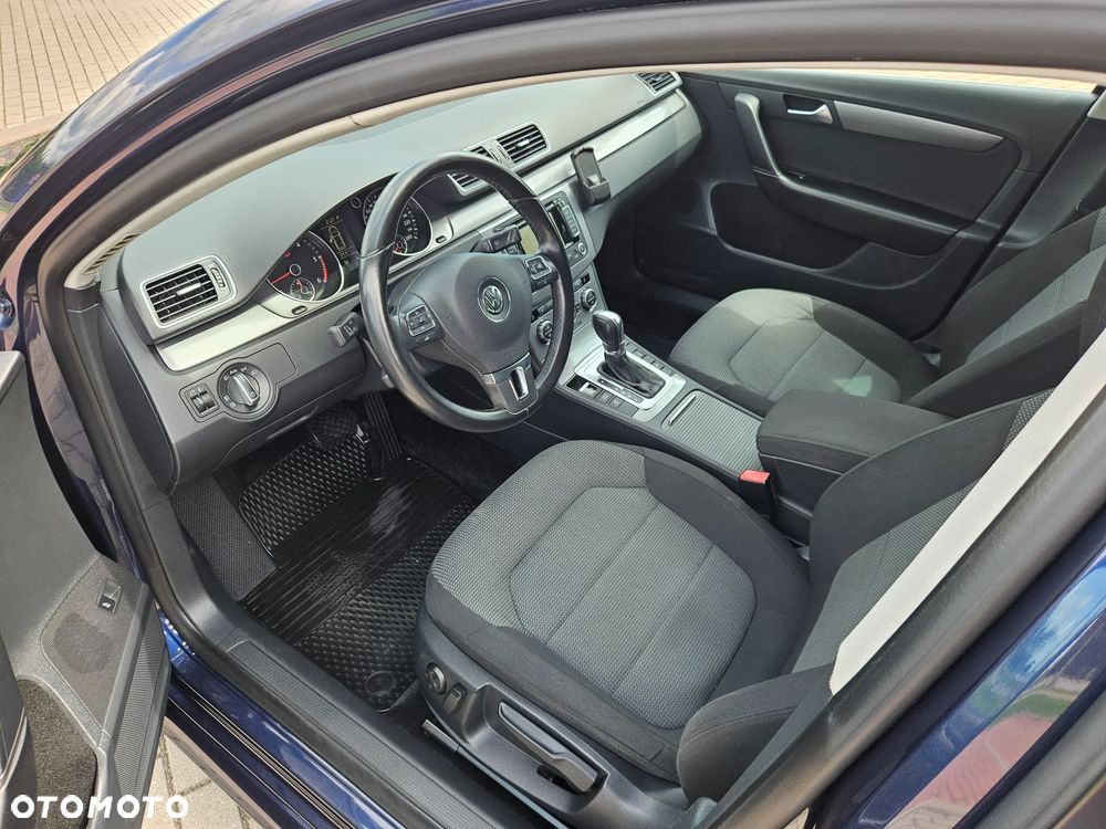 Volkswagen Passat Variant 2.0 TDI DSG Comfortline - 10