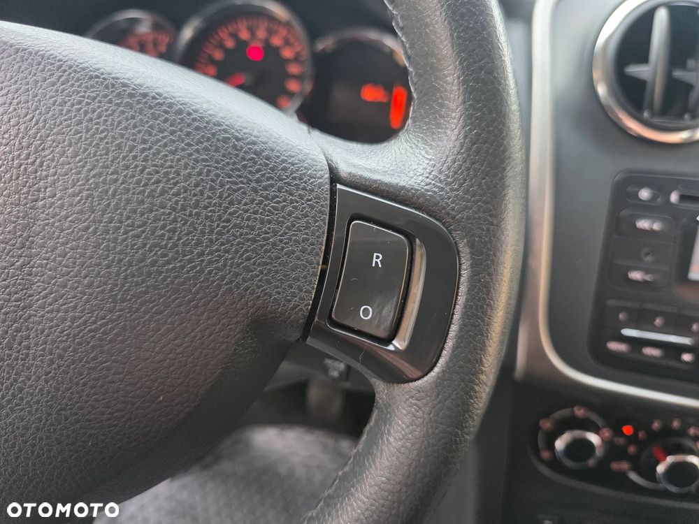 Dacia Sandero 1.2 16V Laureate - 19