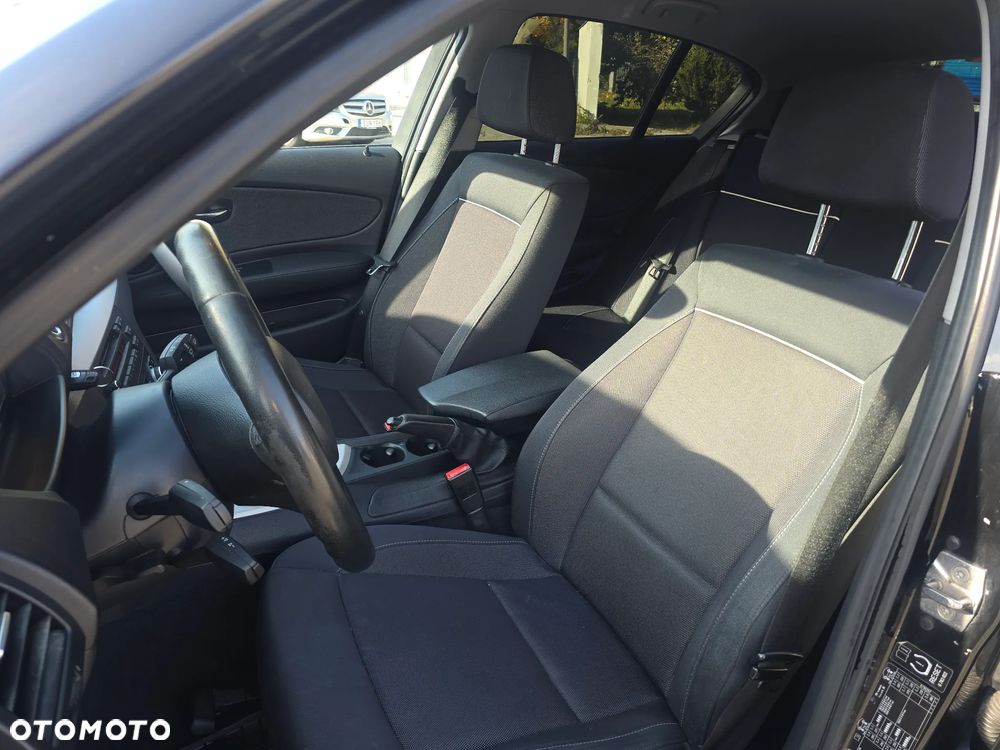 BMW Seria 1 116i - 14