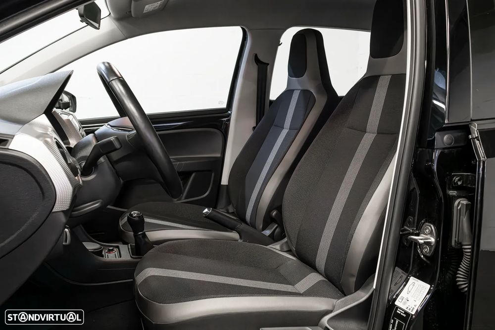 VW Up! 1.0 BlueMotion High - 17