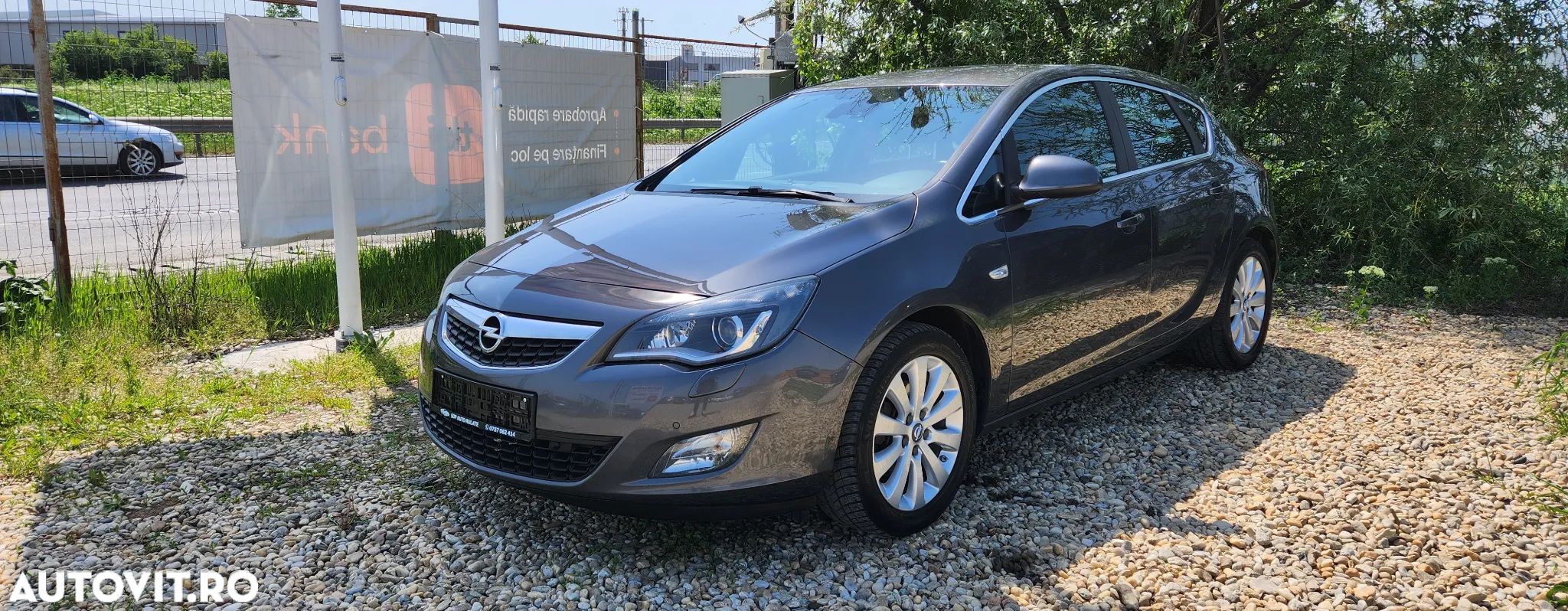 Opel Astra 1.7 CDTI DPF Innovation - 1