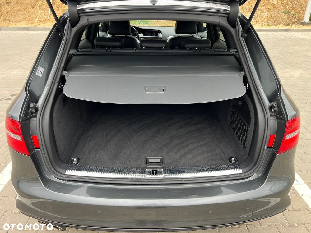 Audi A4 Avant 2.0 TDI DPF quattro S tronic S line Sportpaket - 23